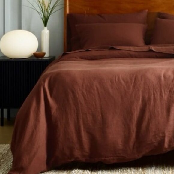 NWOT Quince European Twin Linen Duvet Cover Set with Standard Sham in Bordeaux - Picture 2 of 5